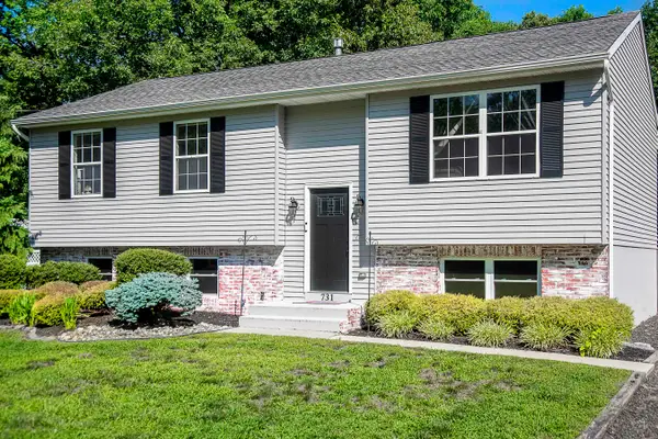 731 Pennsylvania Avenue, Franklinville, NJ 08322