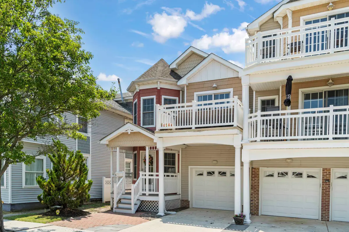 212 E Magnolia Avenue, Wildwood, NJ 08260 - #1