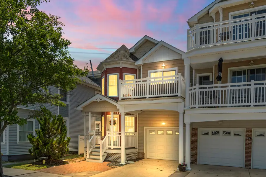 212 E Magnolia Avenue, Wildwood, NJ 08260 - #2