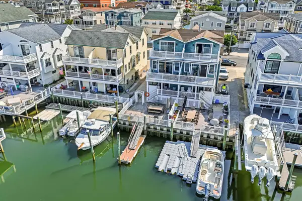 313 44th St, Sea Isle City, NJ 08243