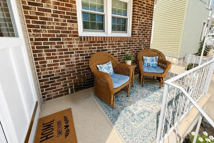 108 W Syracuse Avenue, Wildwood Crest, NJ 08260-1169 - #2