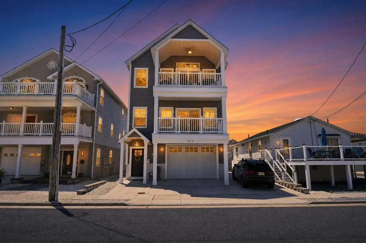 614 W Poplar Avenue, West Wildwood, NJ 08260 - #1