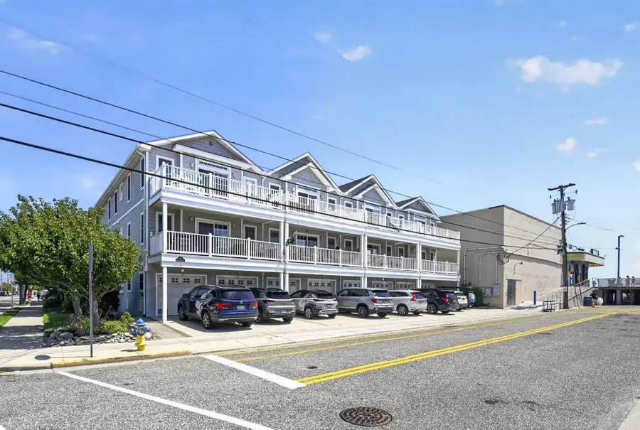 401 E Pine Avenue, Wildwood, NJ 08260 - #2
