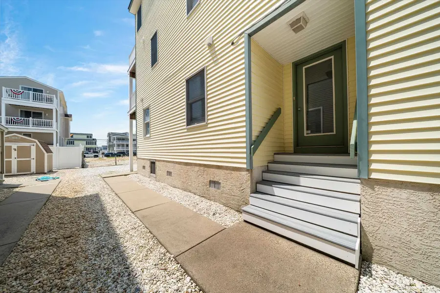 310 E 39th Street, Sea Isle City, NJ 08243-1415 - #2