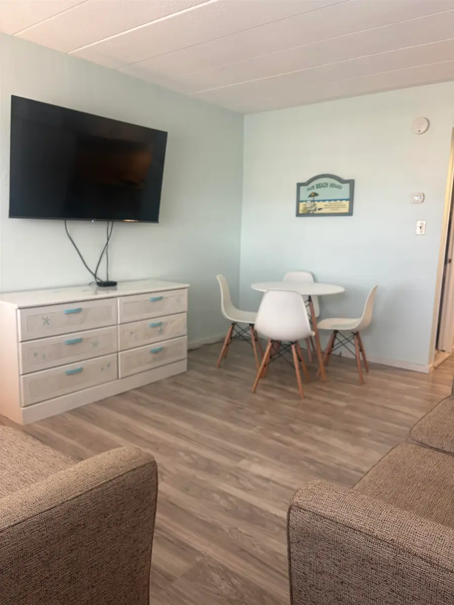 2101 Surf Ave, Wildwood, NJ 08260 - #3