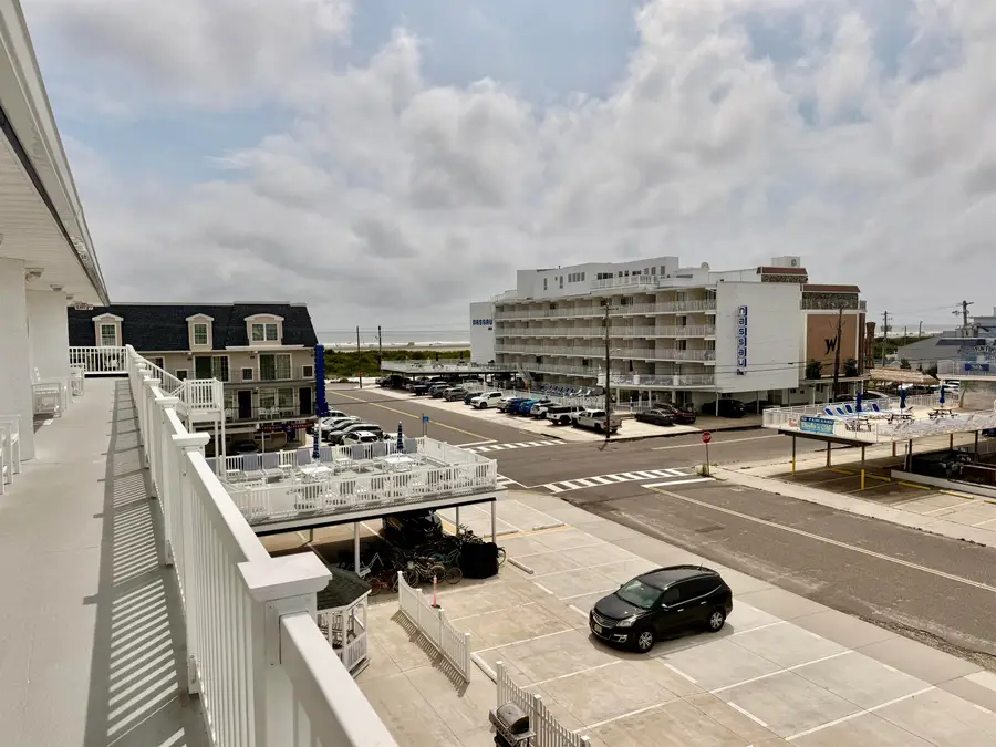 6109 E Atlantic Avenue, Wildwood Crest, NJ 08260 - #3