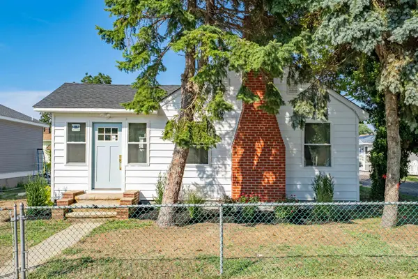 201 W Delaware Parkway, Villas, NJ 08251
