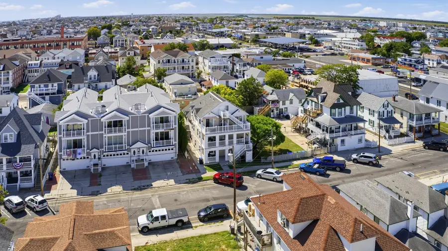 120 E Youngs Avenue, Wildwood, NJ 08260 - #3