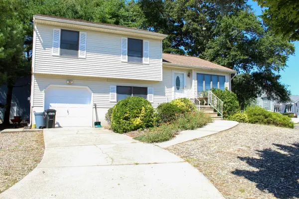 Address Withheld By Seller, Lower Township, NJ 08204
