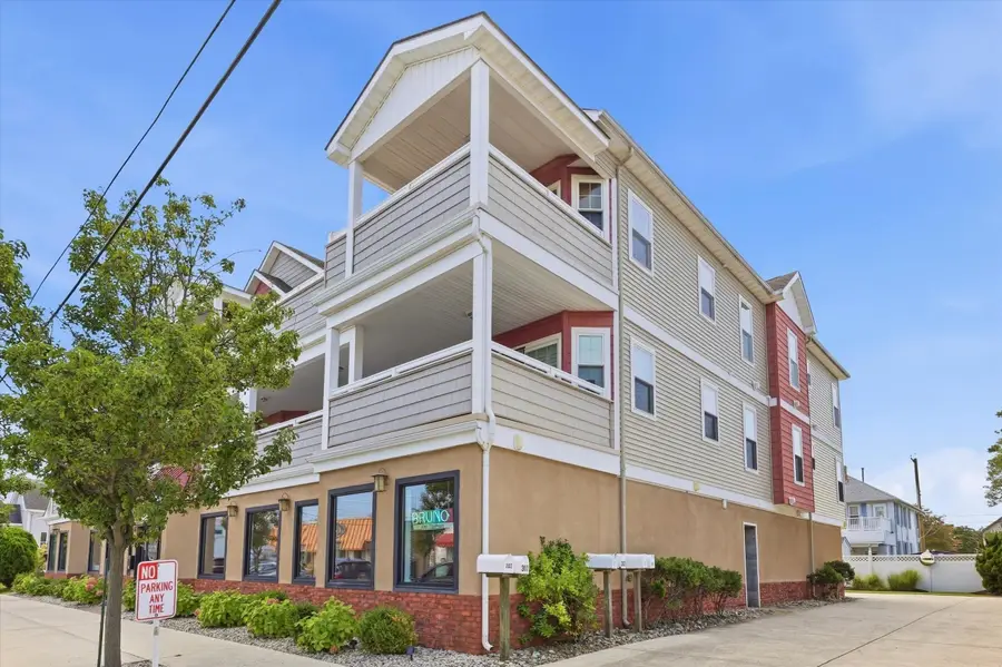 116 E 17th Avenue, North Wildwood, NJ 08260-5790 - #2