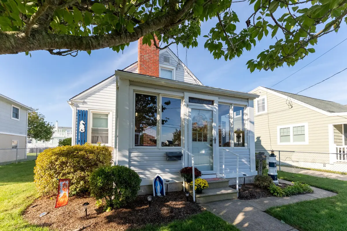 210 E 10th Avenue, North Wildwood, NJ 08204 - #1