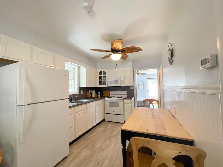 160 Kentucky Avenue, Villas, NJ 08251-1709 - #2
