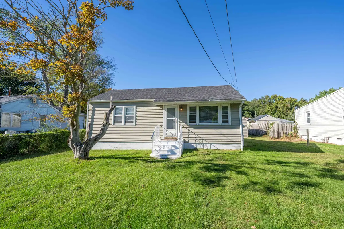16 Paula Lane, Middle, NJ 08204 - #1