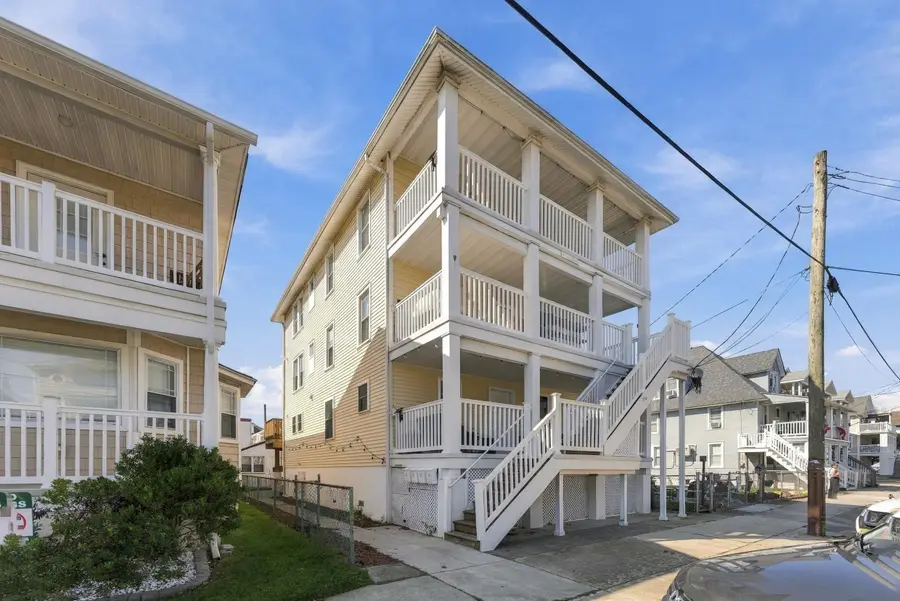 138 E Youngs Avenue, Wildwood, NJ 08260 - #2