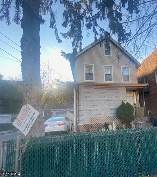 281 Hope Ave, Passaic City, NJ 07055 BHGRE