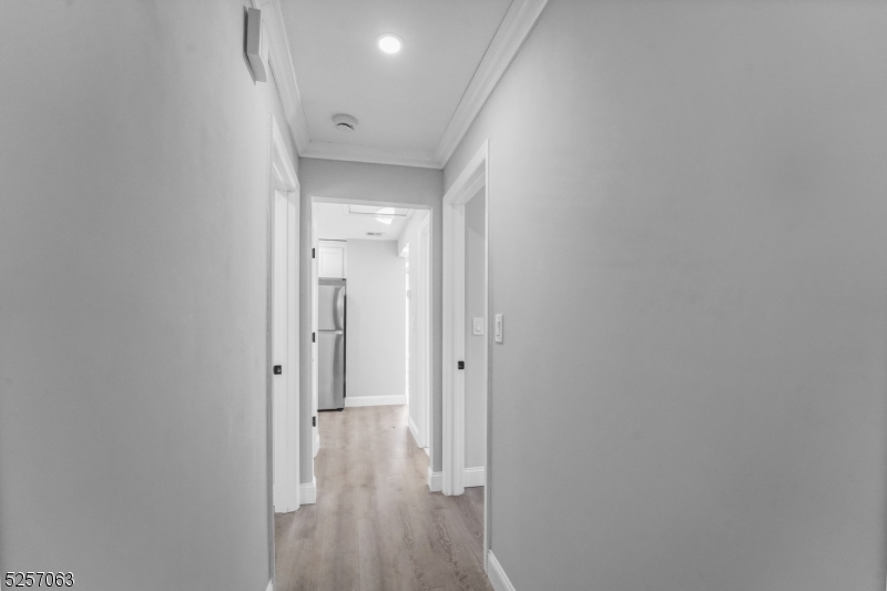 31 Oak St, Bloomingdale Boro, NJ 07403 BHGRE