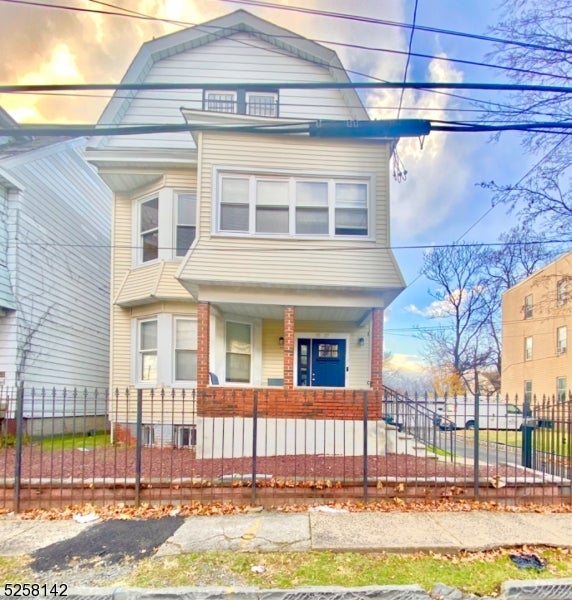 25 22nd, Irvington Twp., NJ 07111 BHGRE