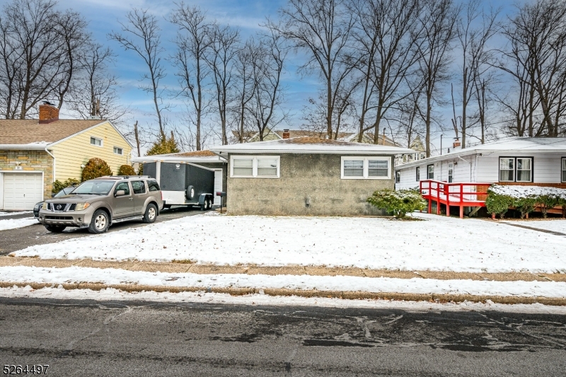 221 Douglas Rd, Roselle Boro, NJ 07203 BHGRE