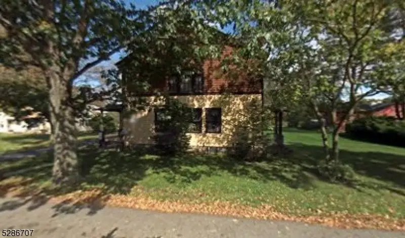 917 Main St, Stillwater, NJ 07860 - #1