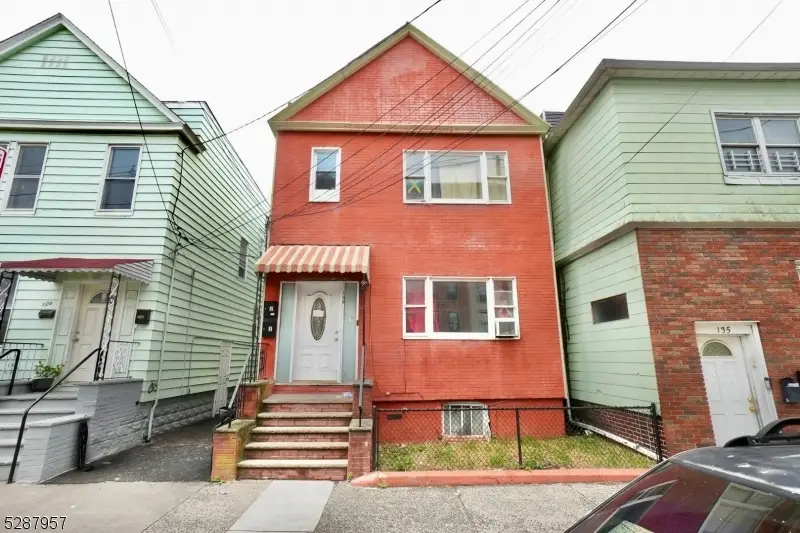 133 Mallory Ave, Jersey City, NJ 07304 - #1