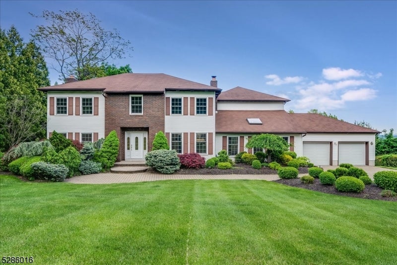 369 Goffle Hill Rd, Hawthorne Boro, NJ 07506 BHGRE