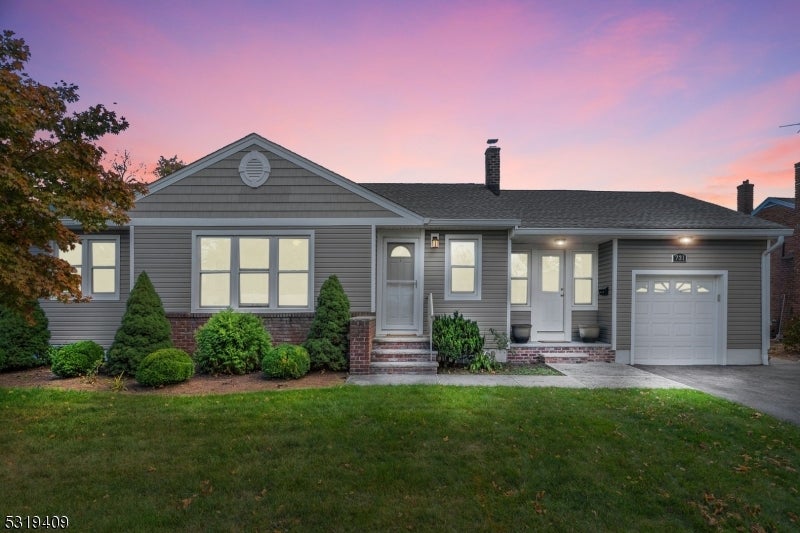 731 Monmouth Ave, Kenilworth Boro, NJ 07033 BHGRE