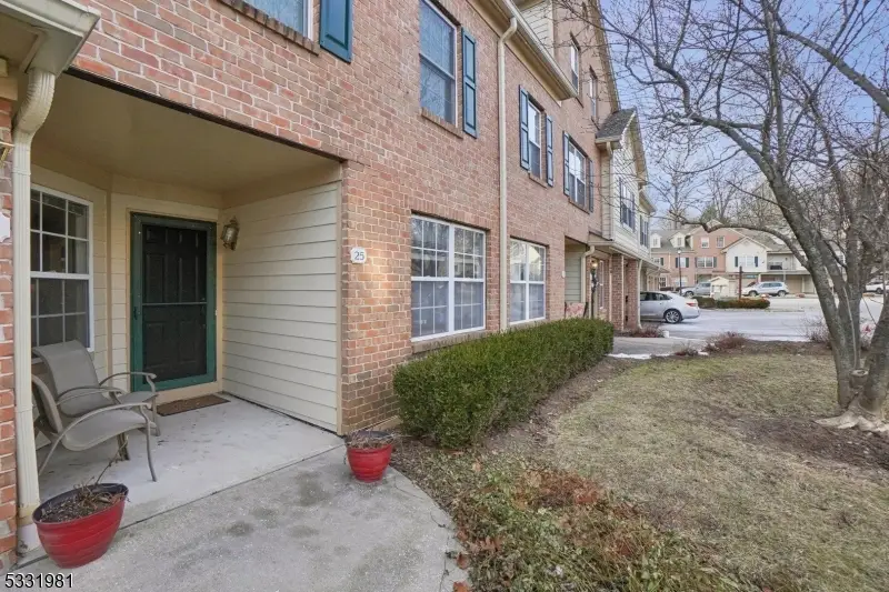 25 Cadence Ct, Morristown, NJ 07960 - #1