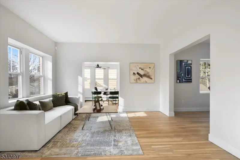 33 Robertson Rd, West Orange, NJ 07052 - Image #3