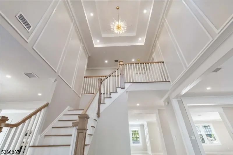 520 Clinton Ave, Wyckoff, NJ 07481 - Image #2