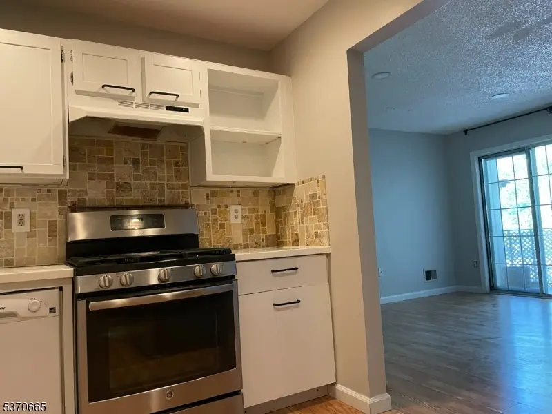 38 Brighton Way, North Brunswick, NJ 08902 - Image #2