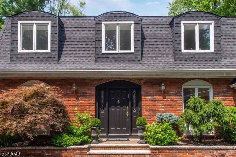 50 Edwards Rd, Clifton, NJ 07013 - Image #3