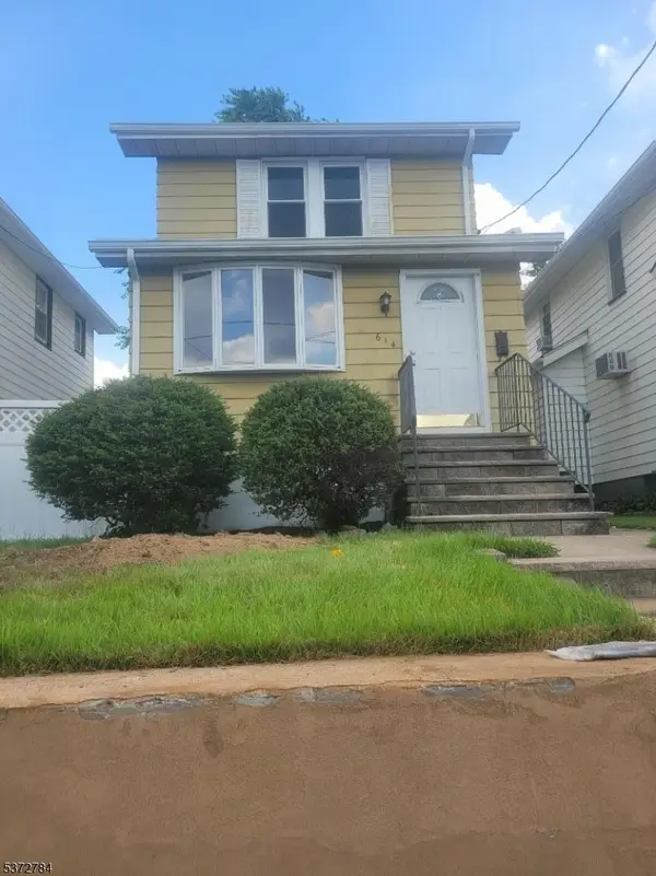 614 10th St, Lyndhurst Twp., NJ 07071