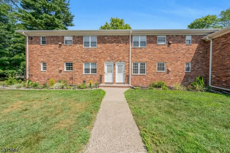 1309B Valley Road #B, Wayne, NJ 07470 - Image #1