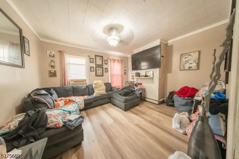 25 N York St, Paterson, NJ 07524 - Image #2