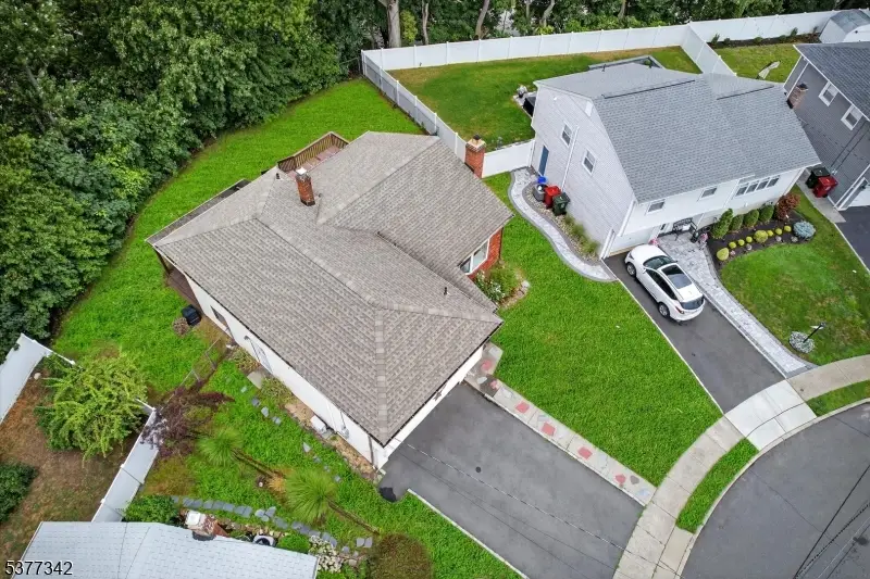 7 Faber Pl, Nutley, NJ 07110 - Image #2