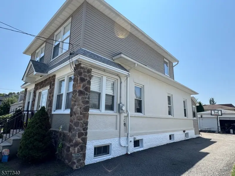 21 Passaic Ave, Woodland Park, NJ 07424 - Image #2