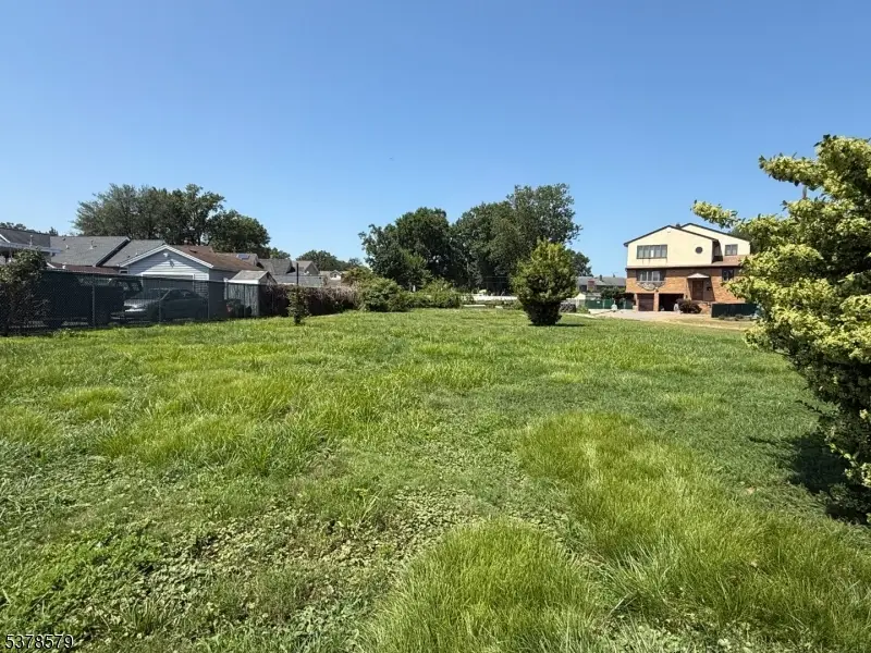 26 Christina St, Little Ferry, NJ 07643 - #3