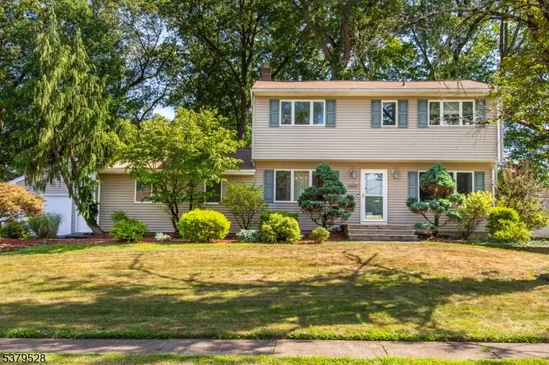 20 Pitman Pl, Wayne, NJ 07470 - Image #1