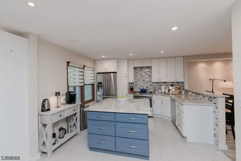 41 Killdeer Pl, Allamuchy Township, NJ 07840 - Image #1