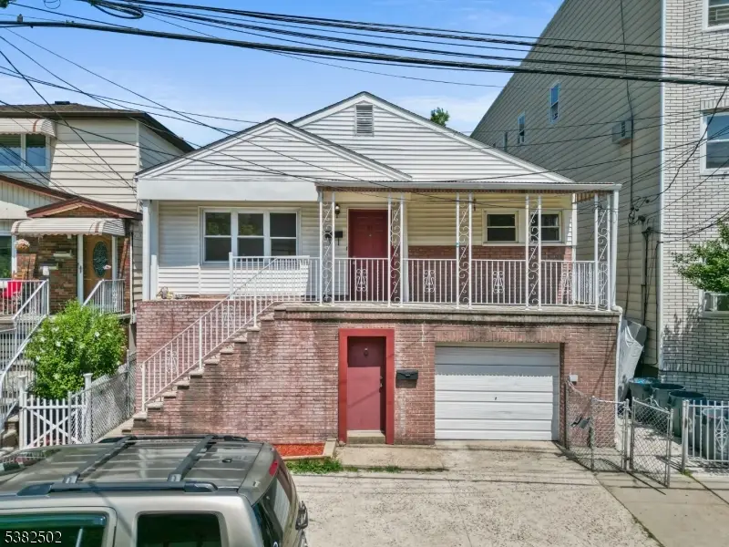 21 W 14th St, Bayonne, NJ 07002 - Image #2