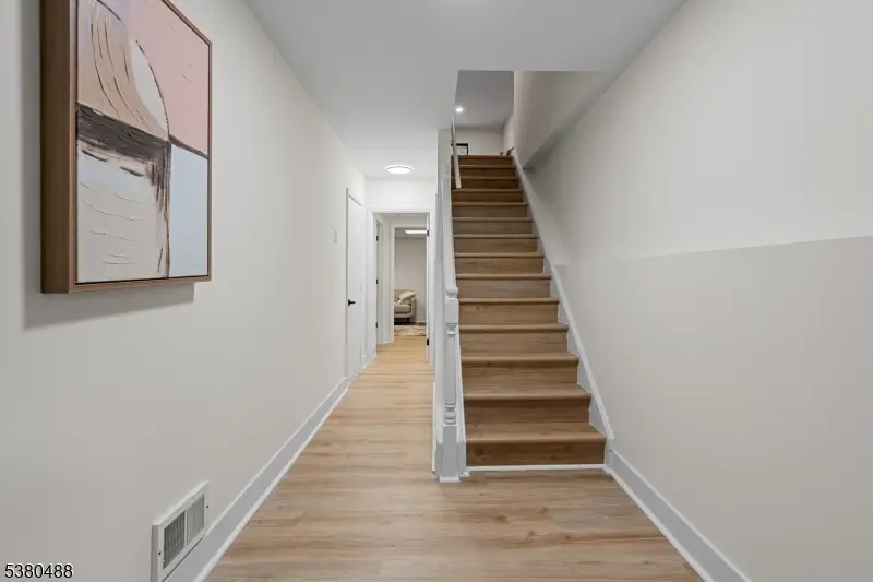 34 Salem Aly #F, West Milford, NJ 07480 - Image #3