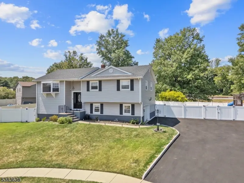 83 Larkspur Ln, Clifton, NJ 07013 - Image #1