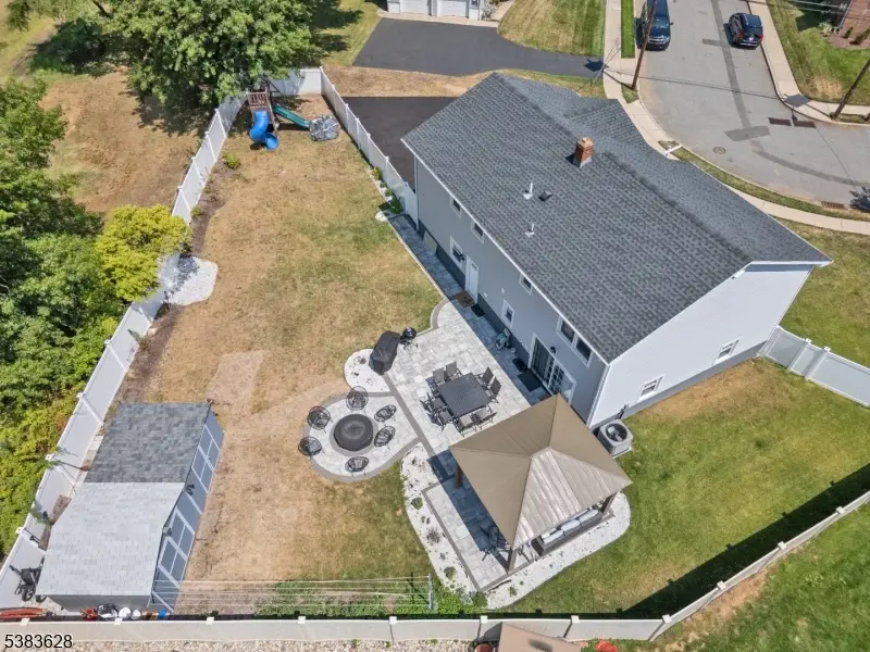 83 Larkspur Ln, Clifton, NJ 07013 - Image #2