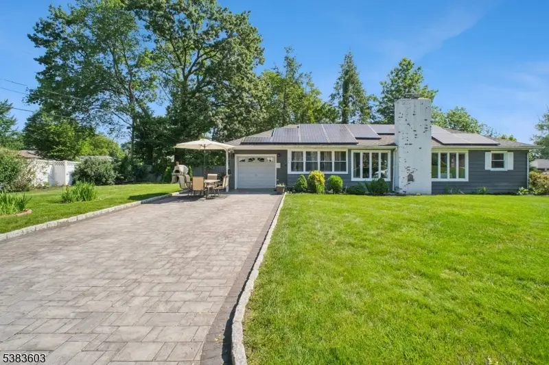 126 Fieldstone Dr, Springfield Twp., NJ 07081 - Image #1