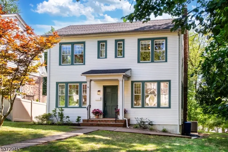 31 Westover Rd, Verona, NJ 07044 - Image #3