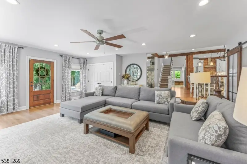 1 W Shore Rd, Bloomingdale, NJ 07403 - Image #3