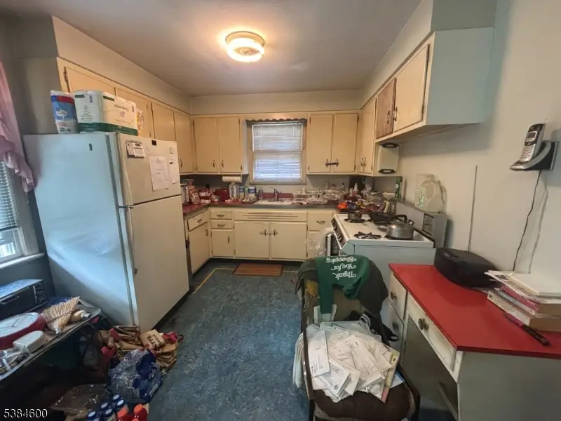 8 Albert Pl, Jersey City, NJ 07305 - #3