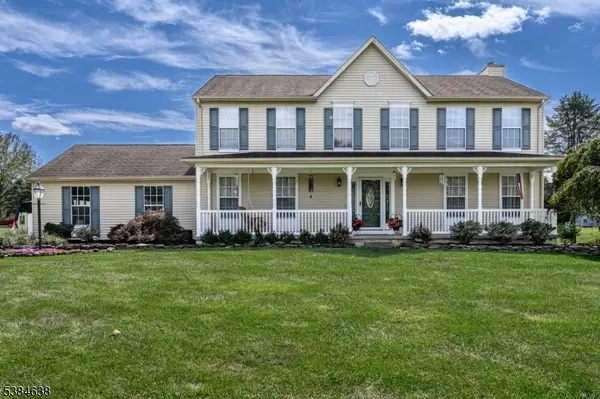 5 Cliffside Drive, Franklin Twp., NJ 08886