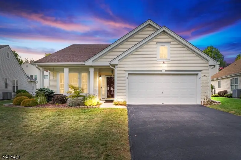 29 Stafford Ln, Brookfield, NJ 07823 - Image #1