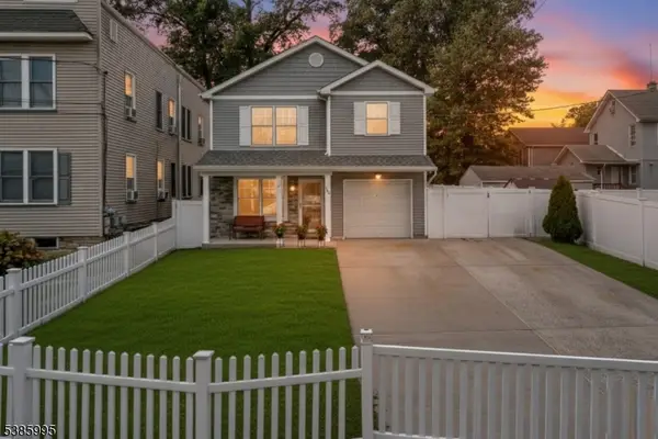 902 Spruce St, Roselle Boro, NJ 07203